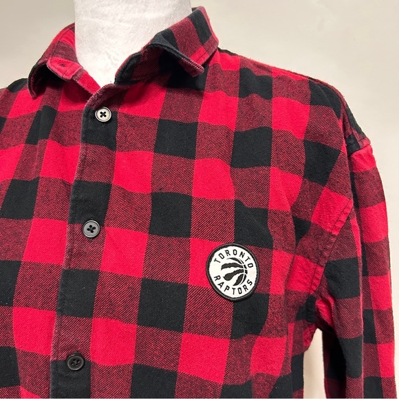 Frank & Oak Women’s Medium Toronto Raptors Red Black Checkered Plaid Flannel NBA - Picture 2 of 12